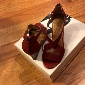 Nine West red wedge sandals